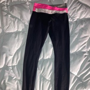 Lululemon leggings/yoga pants